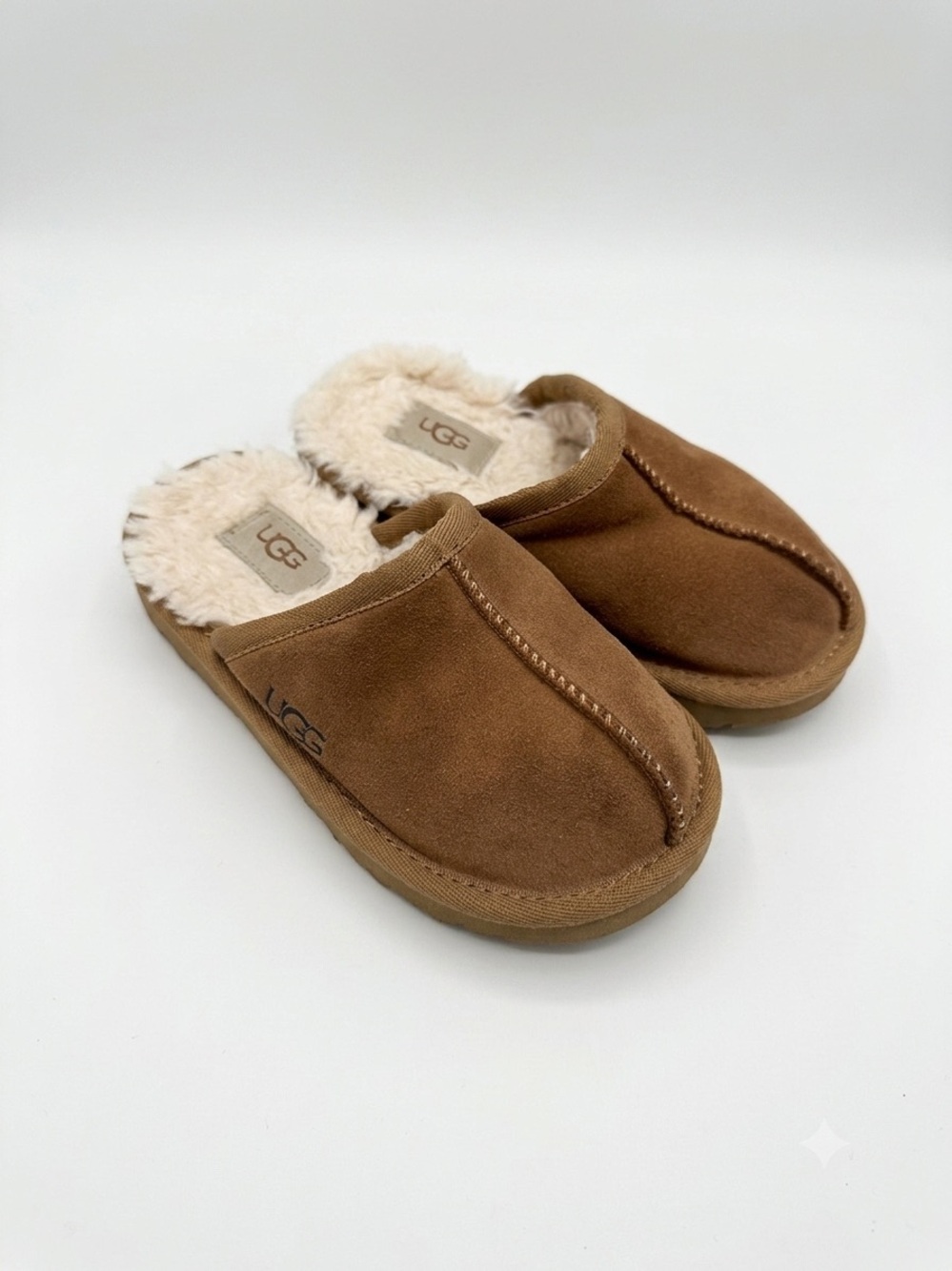 UGG Kids Slip on as is